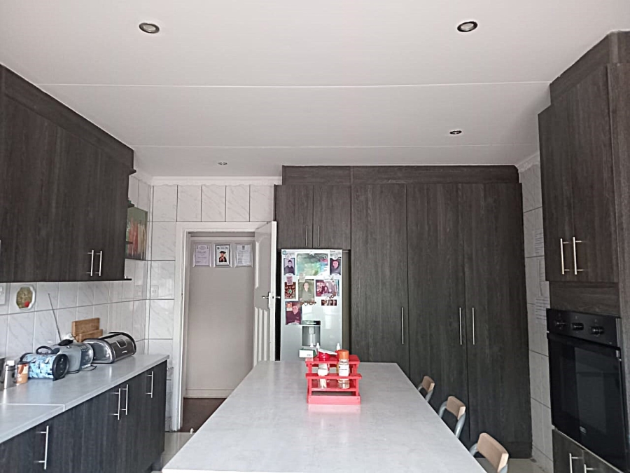 3 Bedroom Property for Sale in De Aar Northern Cape